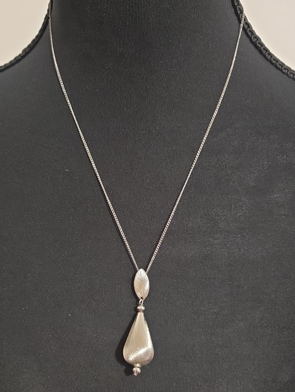 Vtg Sarah Coventry Necklace